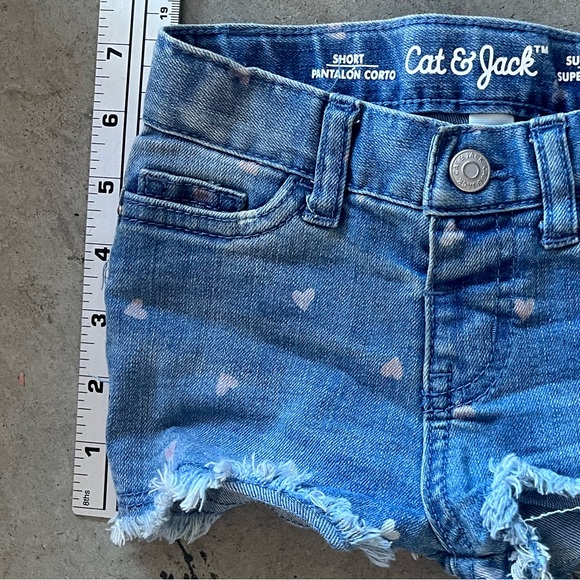 Cat & Jack Jean Shorts with Hearts🌵12 months - Picture 3 of 4